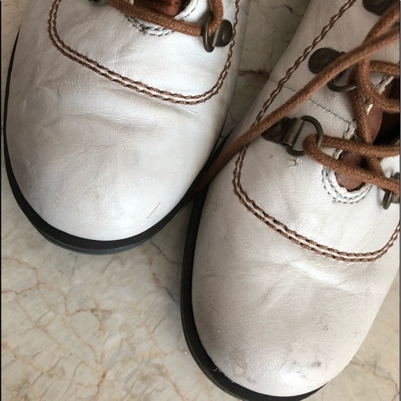 Josef Seibel Women’s Boots - Picture 9 of 16